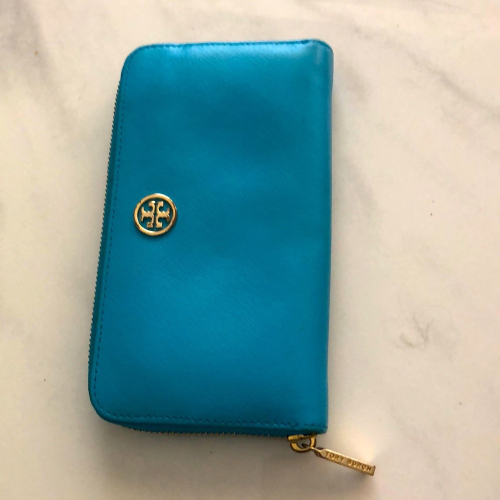 Tory burch wallet